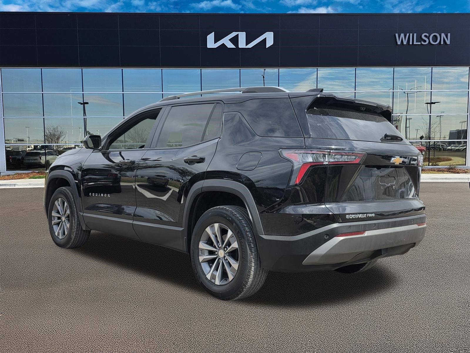 Used 2025 Mosaic Black Metallic Chevrolet AWD LT image 6