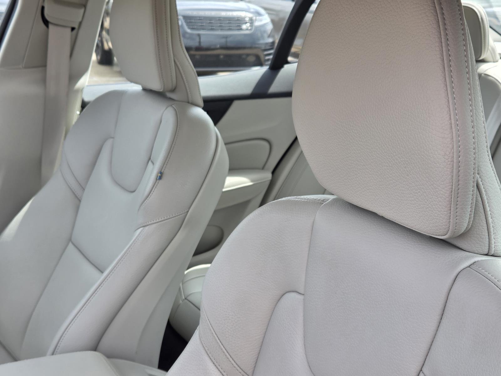 Used 2024 Denim Blue Metallic Volvo Plus Dark Theme image 30