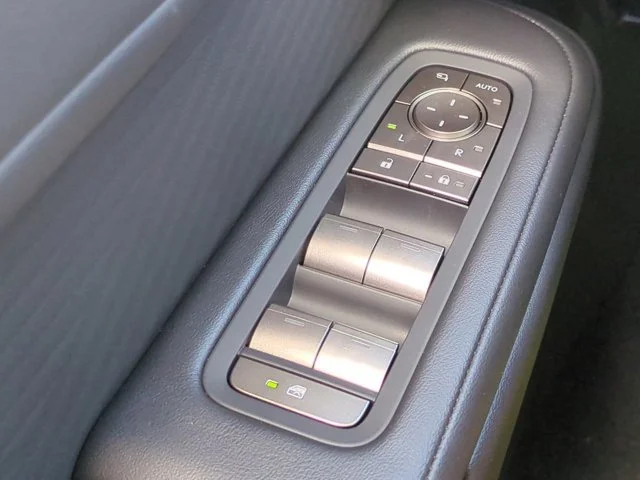 New 2026 Ultra White Lexus ES 350h PREMIUM image 22