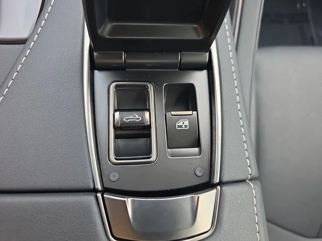 Certified Used 2023 INFRARED Lexus 500 image 33