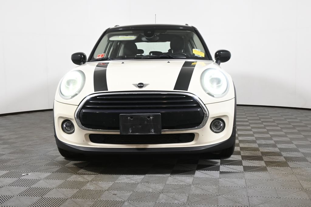 Used 2020 White MINI Signature image 10
