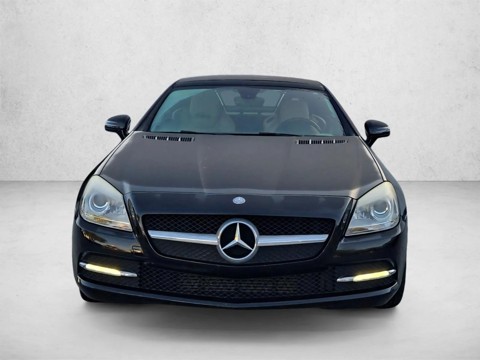 Used 2014 Black Mercedes-Benz SLK 250 image 2