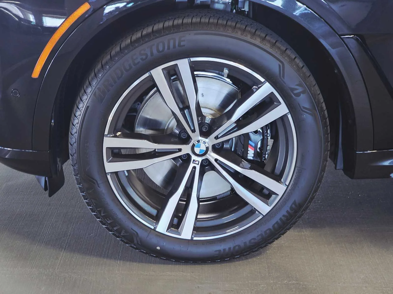 2026 BMW X7 40i - Photo 21
