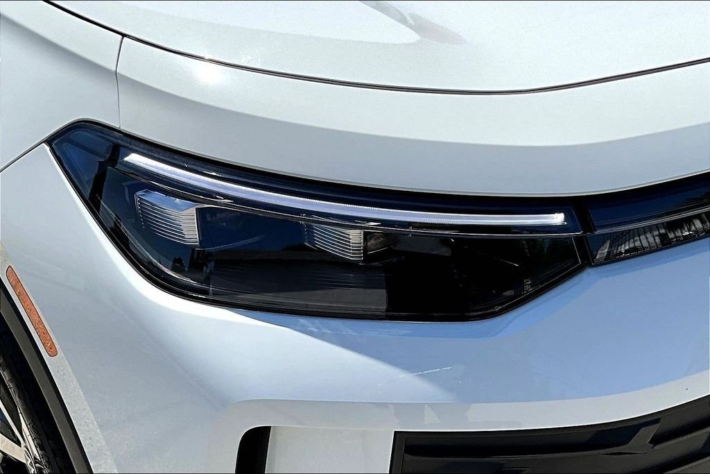 New 2026 White Volkswagen 2.0T SE image 31