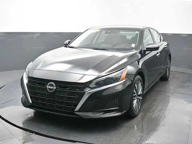 2024 Nissan Altima 2.5 SV's photo