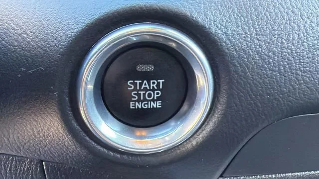 2025 Mazda CX-5 S Carbon Edition - Photo 17