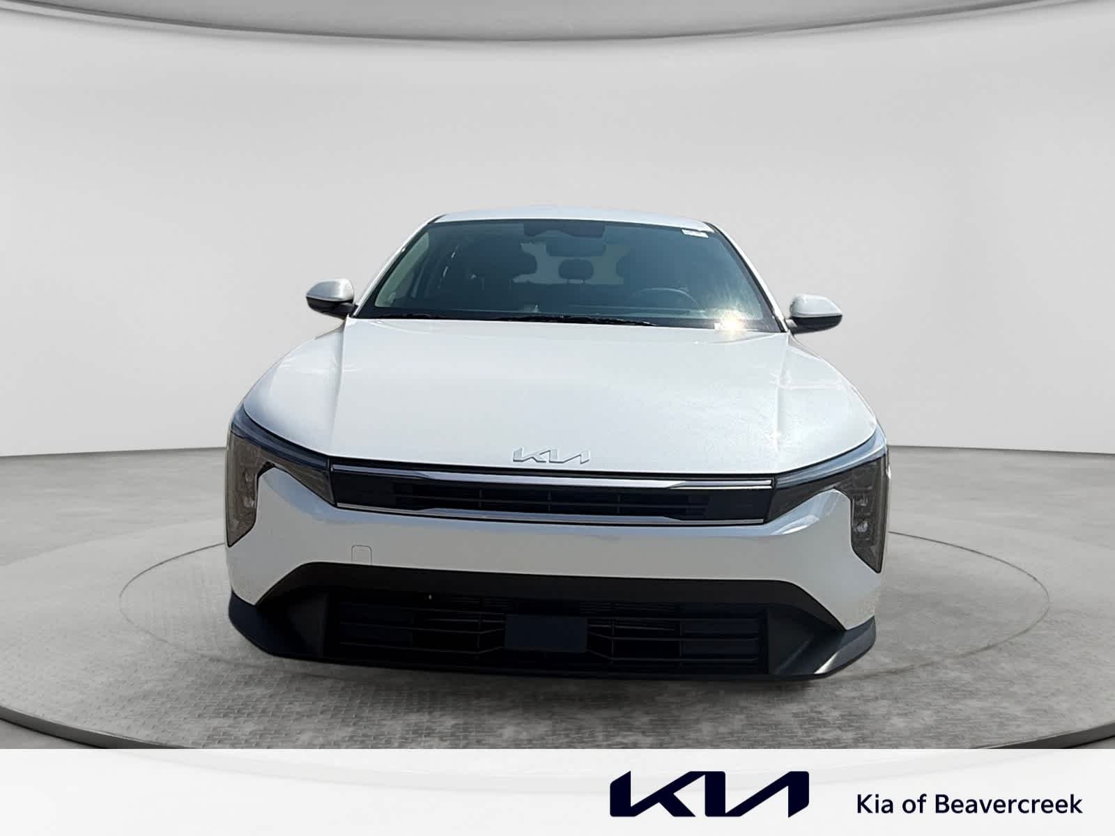 New 2026 Snow White Pearl Kia LXS image 2