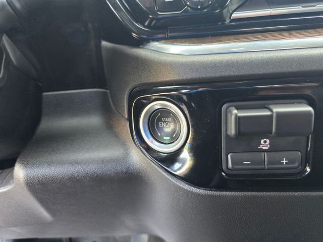 Used 2024 Silver GMC SLE image 24