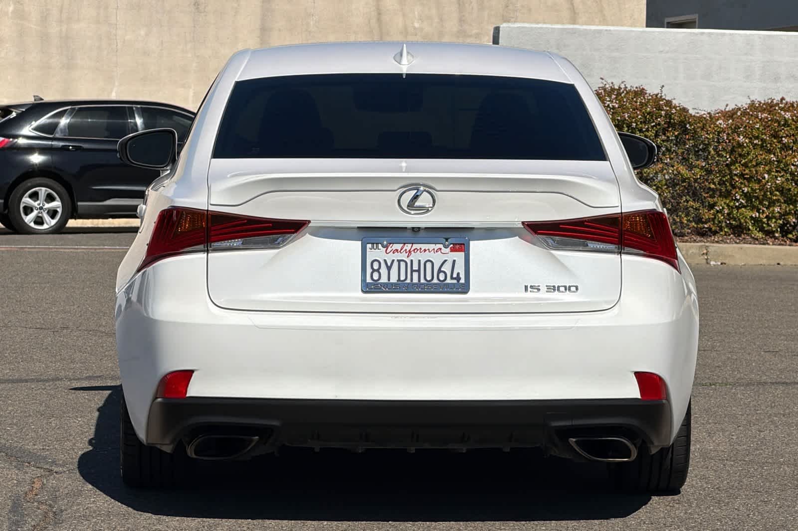 Used 2019 Eminent White Pearl Lexus  image 8