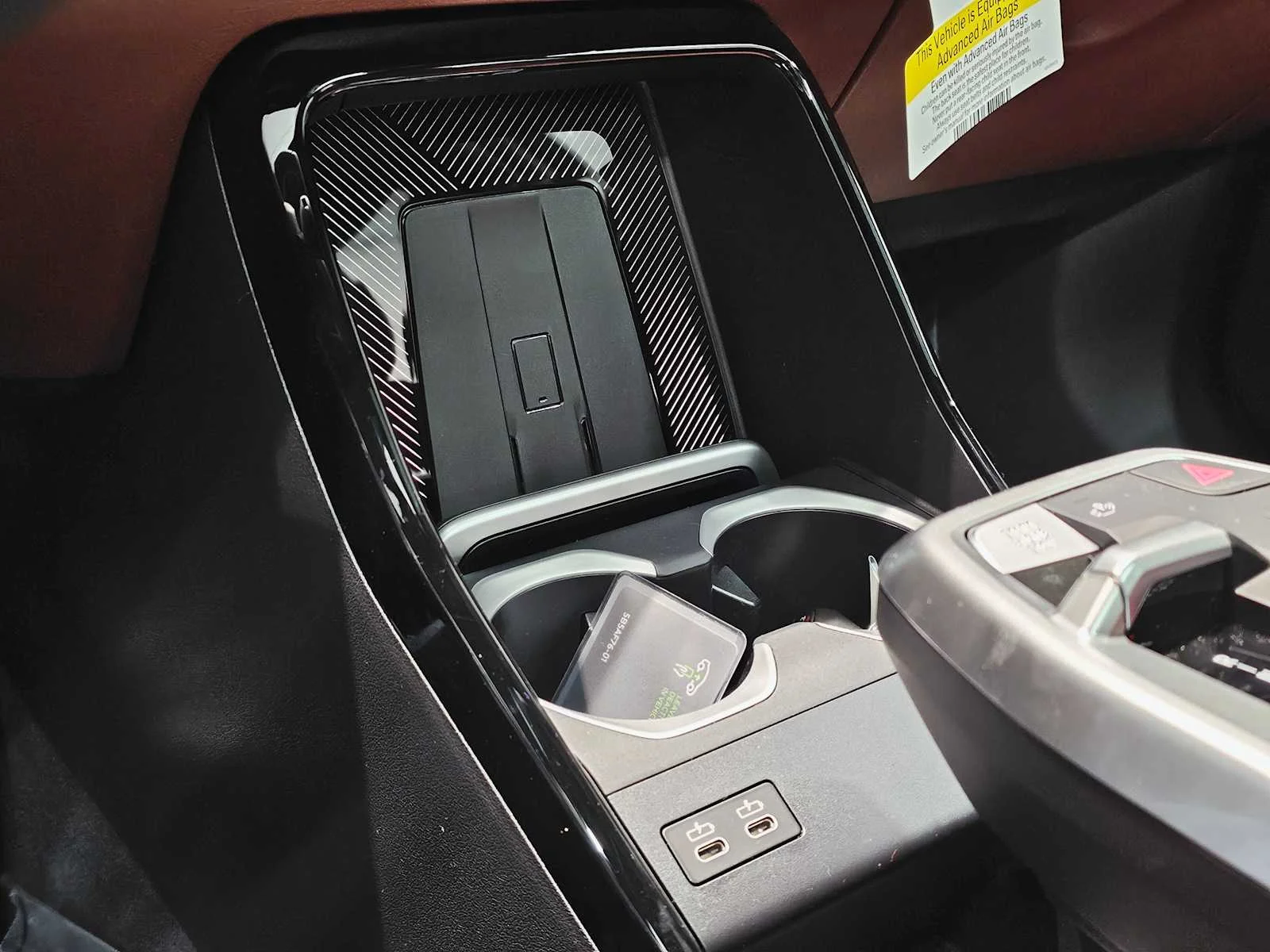 New 2026 Mineral White Metallic BMW xDrive28i image 19