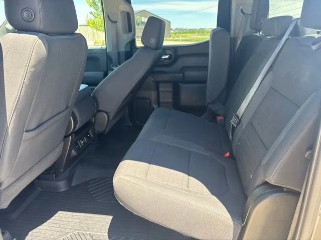 Used 2021 SATIN STEEL METALLIC Chevrolet LT image 18