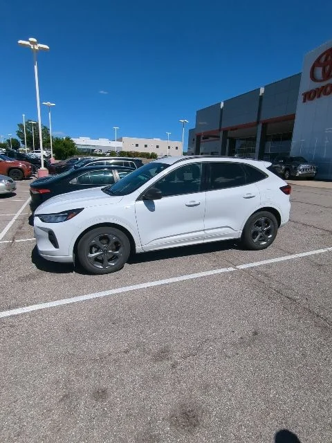 Used 2023 White Ford ST-Line image 3