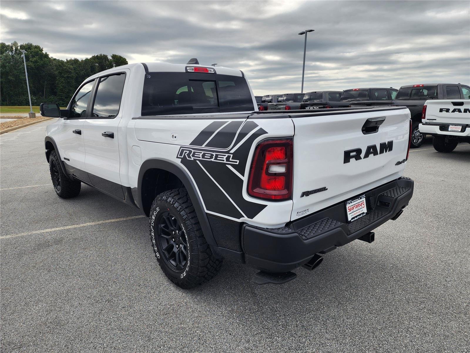 New 2026 Bright White Clear-Coat Exterior Paint RAM Rebel image 4