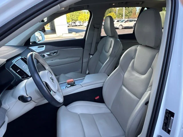 Used 2024 White Volvo Ultimate image 9
