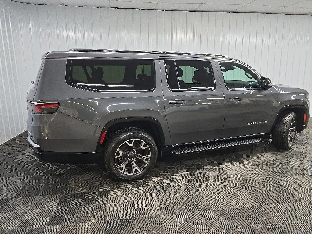 Used 2023 Gray Jeep Series III image 3