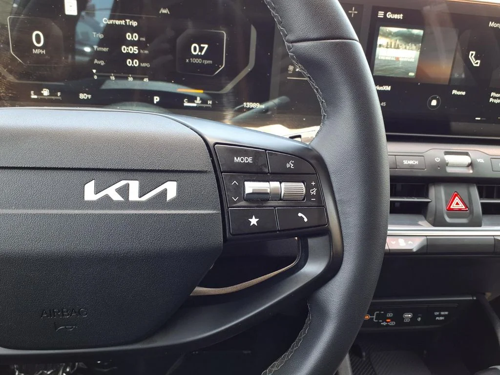 Certified Used 2025 White Kia EX image 17