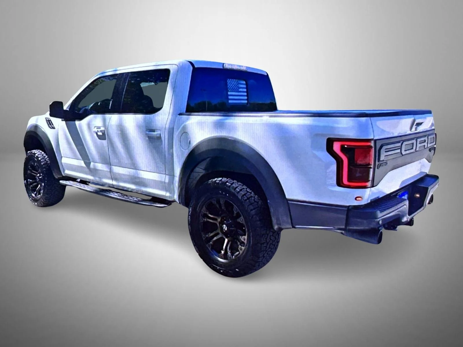 Used 2020 White Ford Raptor image 7