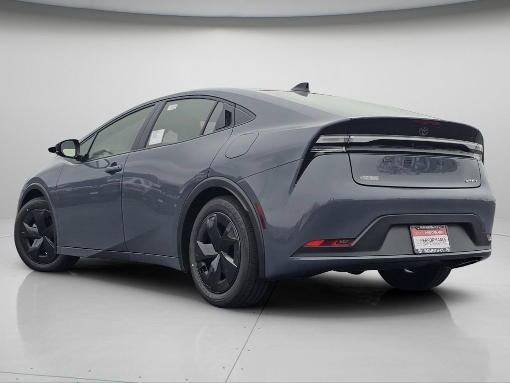 2026 Toyota Prius Plug-in Hybrid SE - Photo 21