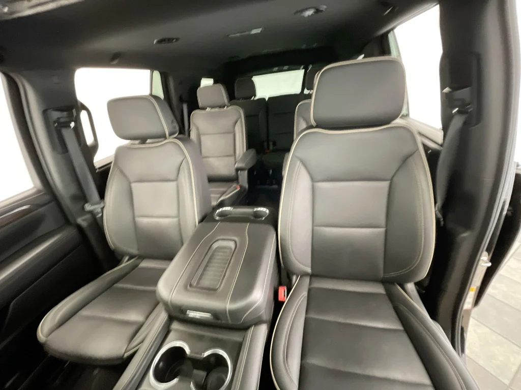 Used 2024 Black Chevrolet Premier image 20