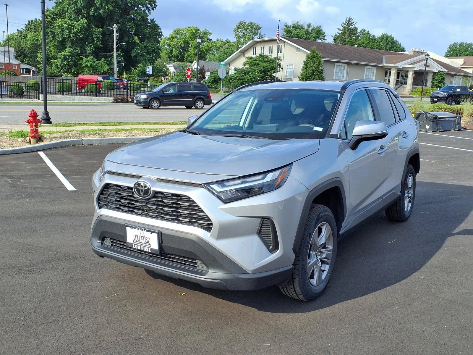 Used 2024 Silver Sky Metallic Toyota XLE image 29