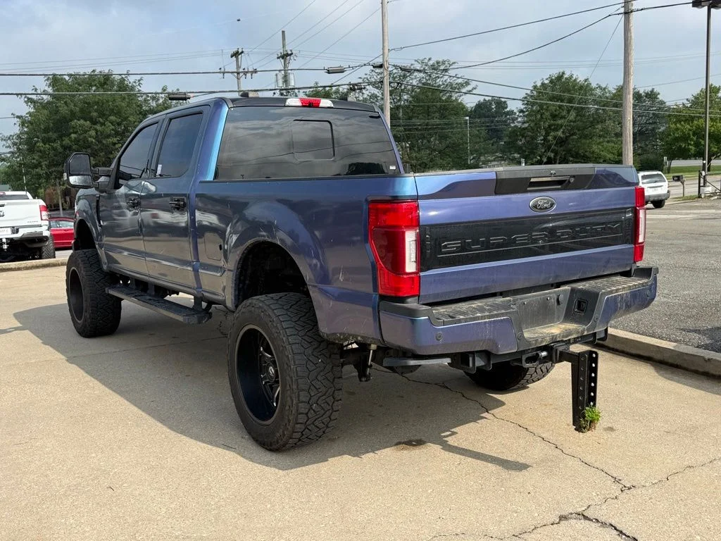 Used 2022 Black Ford Lariat image 9
