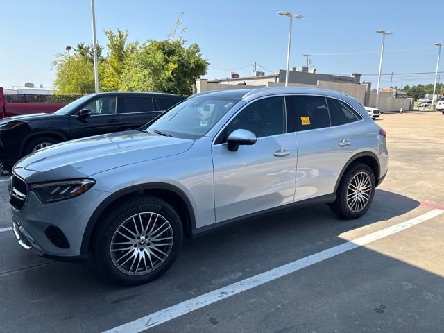 Certified Pre-Owned 2024 Mercedes-Benz GLC 300 With Navigation