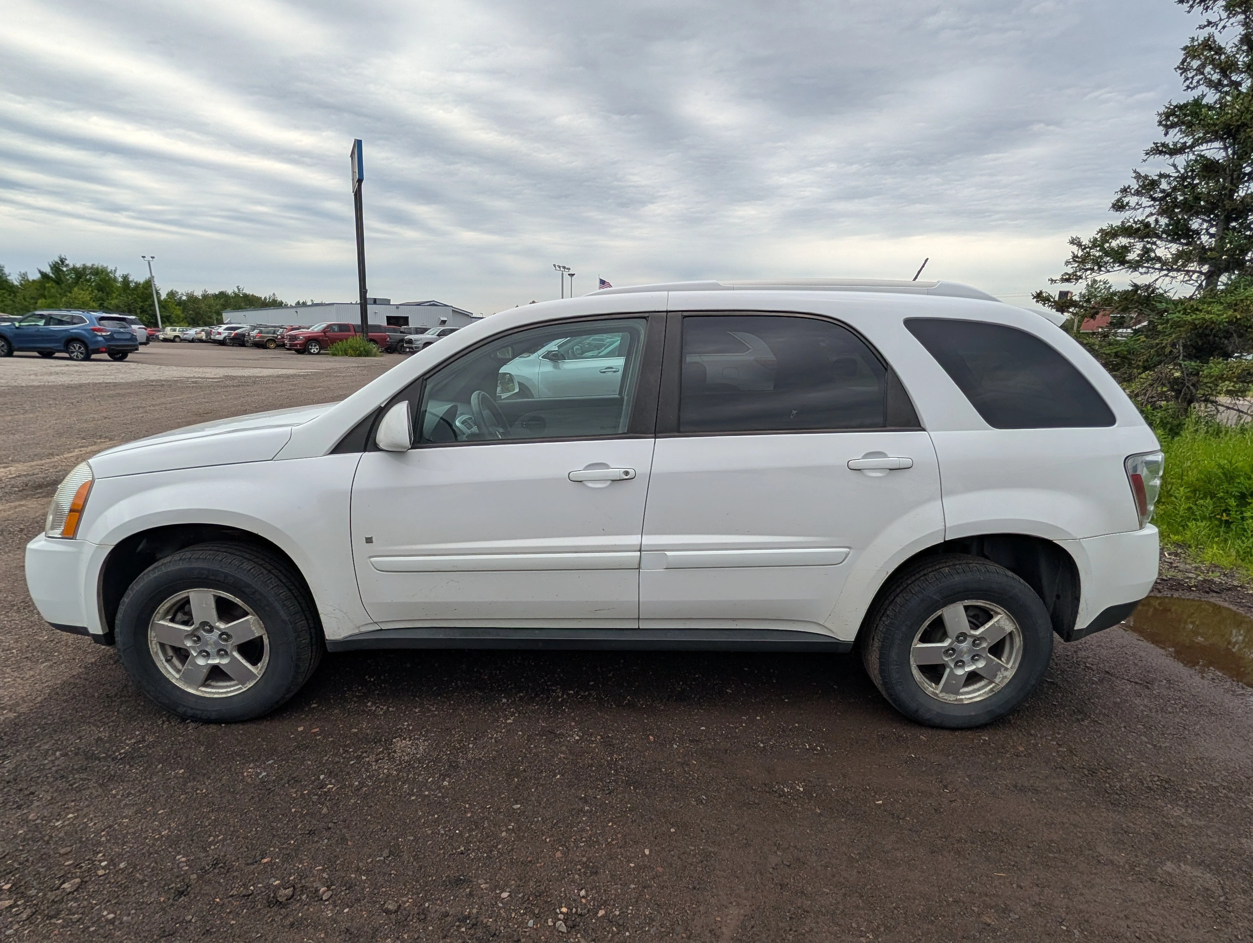 Used 2009 Summit White Chevrolet LT w/1LT image 5
