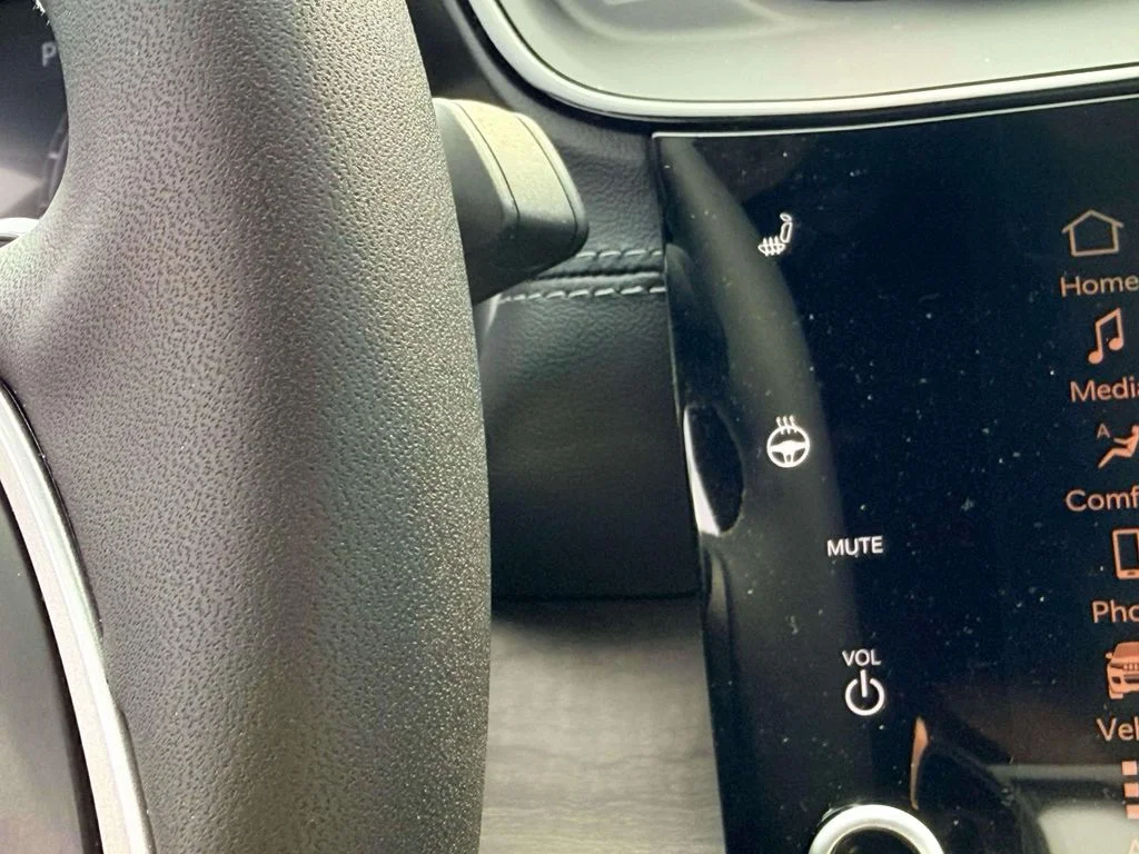 New 2026 Gray Jeep Altitude image 19