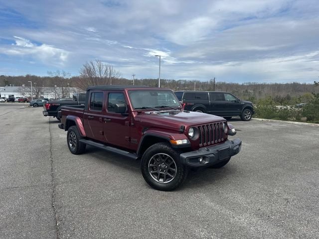 Used 2021  Jeep Sport image 2