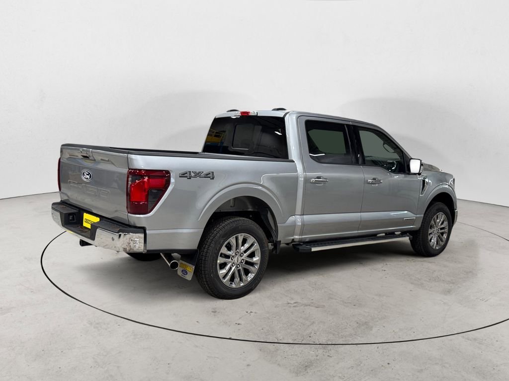 Used 2025 Silver Ford XLT image 5
