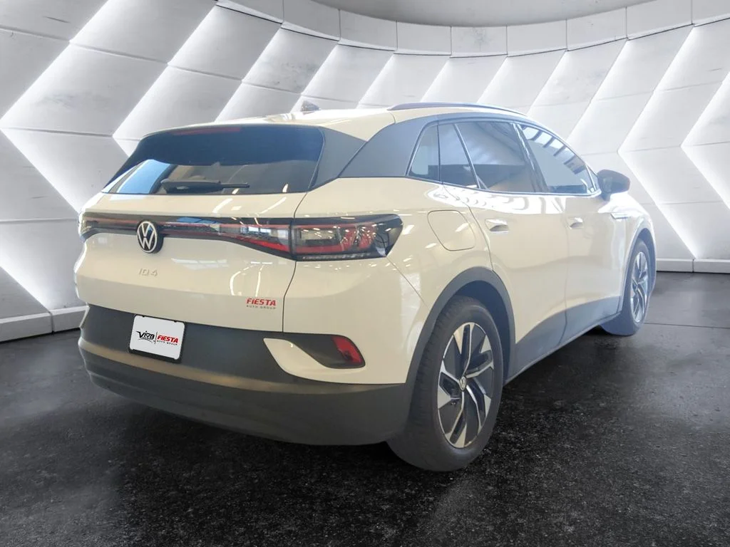 Used 2021  Volkswagen Pro S image 4