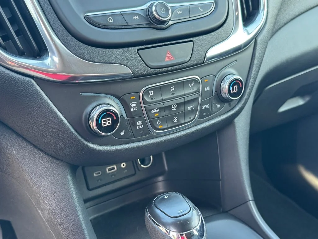 Used 2020 Blue Chevrolet LT image 28