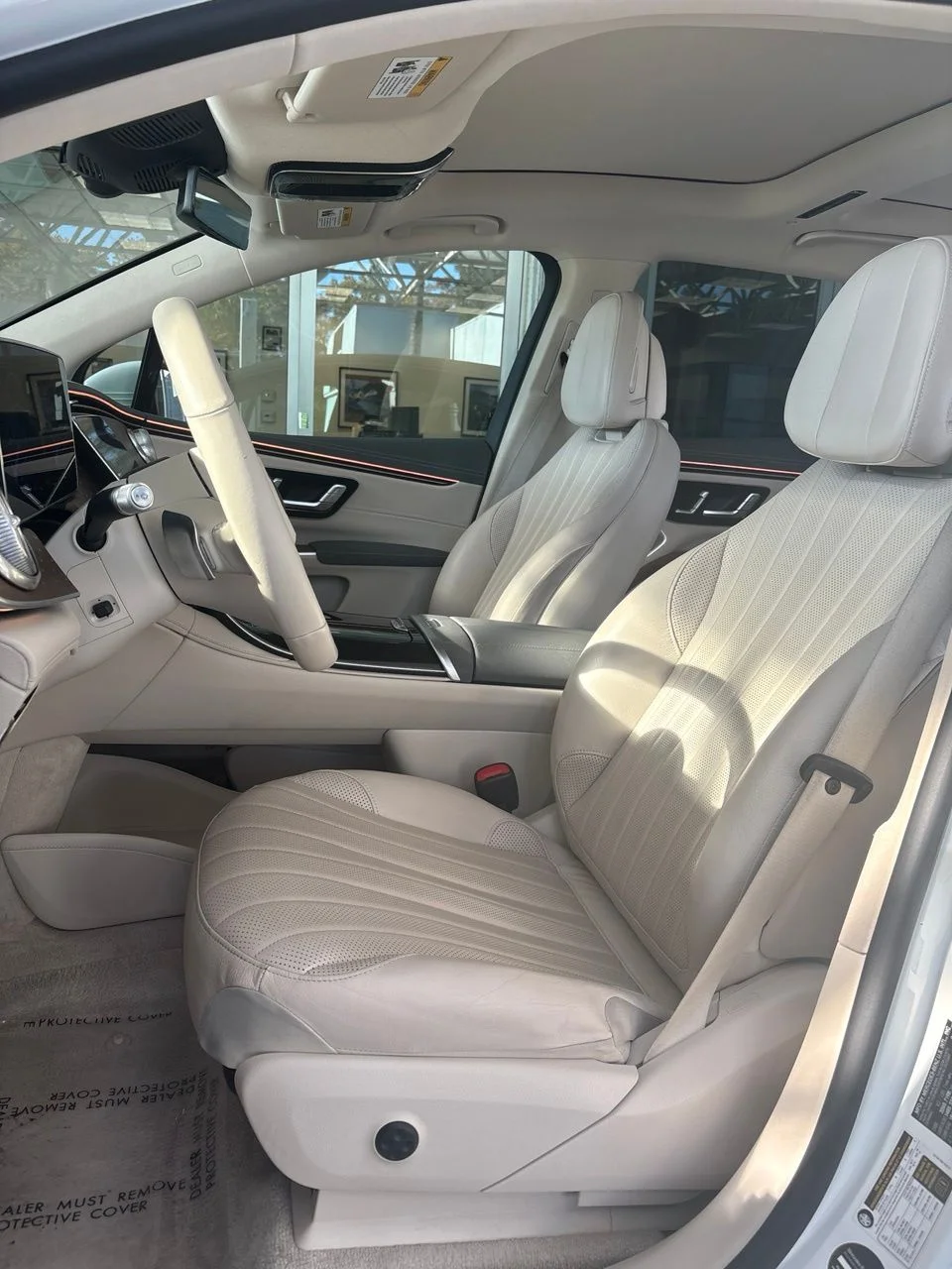 Certified Used 2023 White Mercedes-Benz 450 Sports Utility Premium Trim image 9
