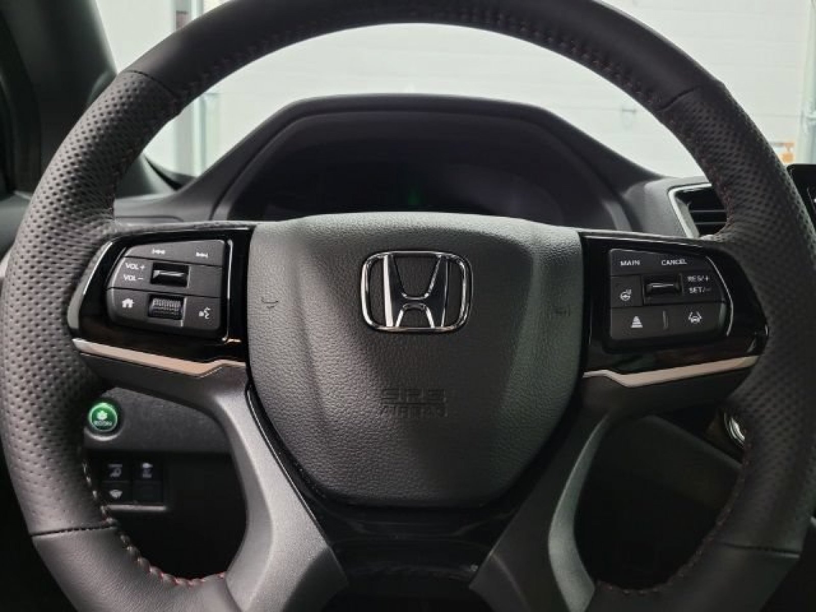 New 2026 Platinum White Pearl Honda Black Edition image 18