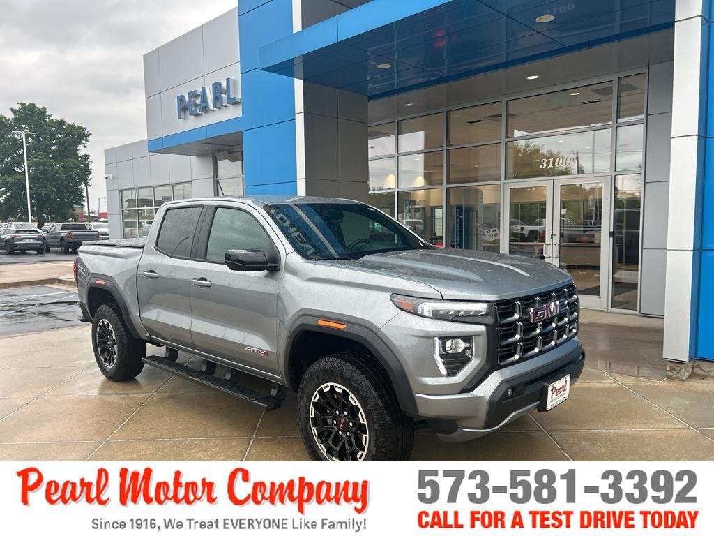 2026 GMC Canyon 4WD AT4 Crew Cab Short Box's photo