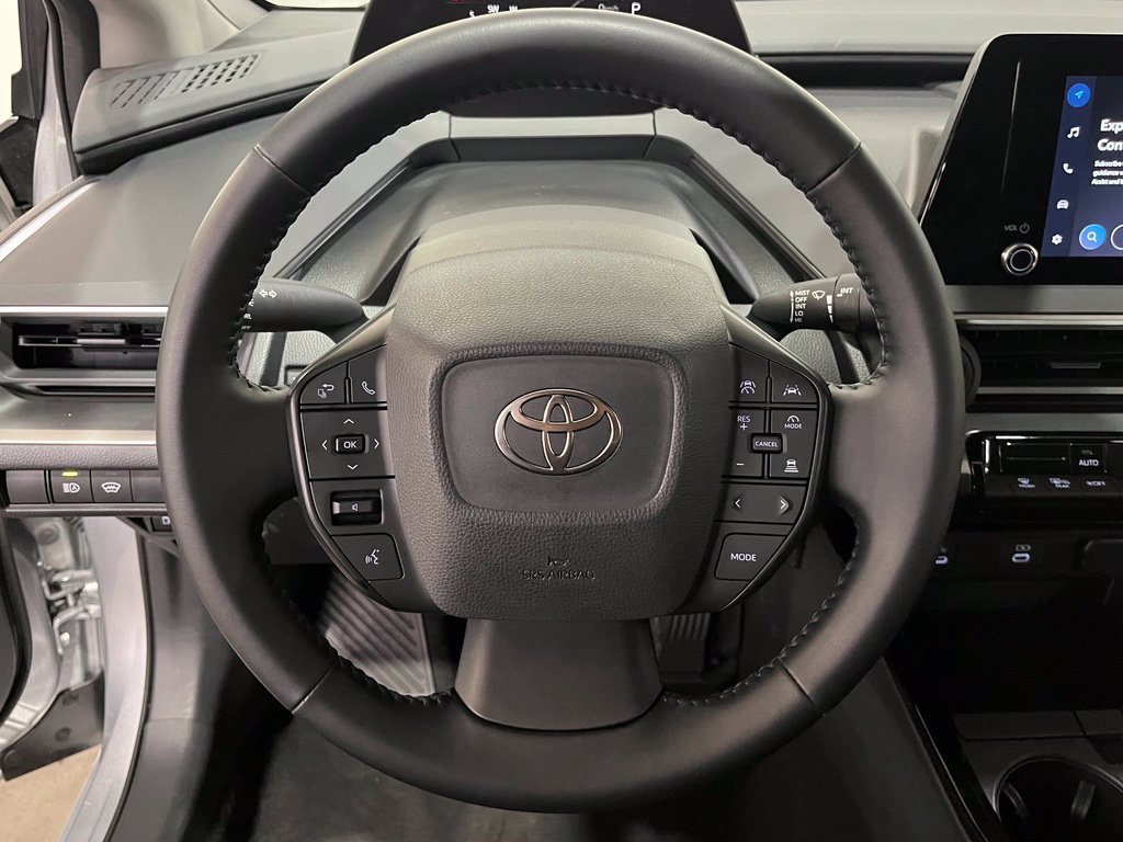 Used 2025 Cutting Edge Toyota LE image 20