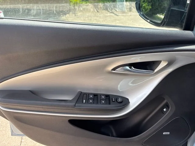 Used 2015 Silver Chevrolet Base image 14
