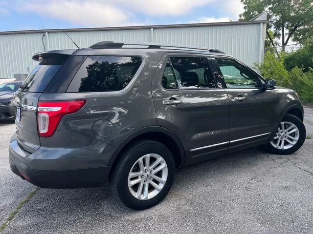Used 2015  Ford XLT image 5
