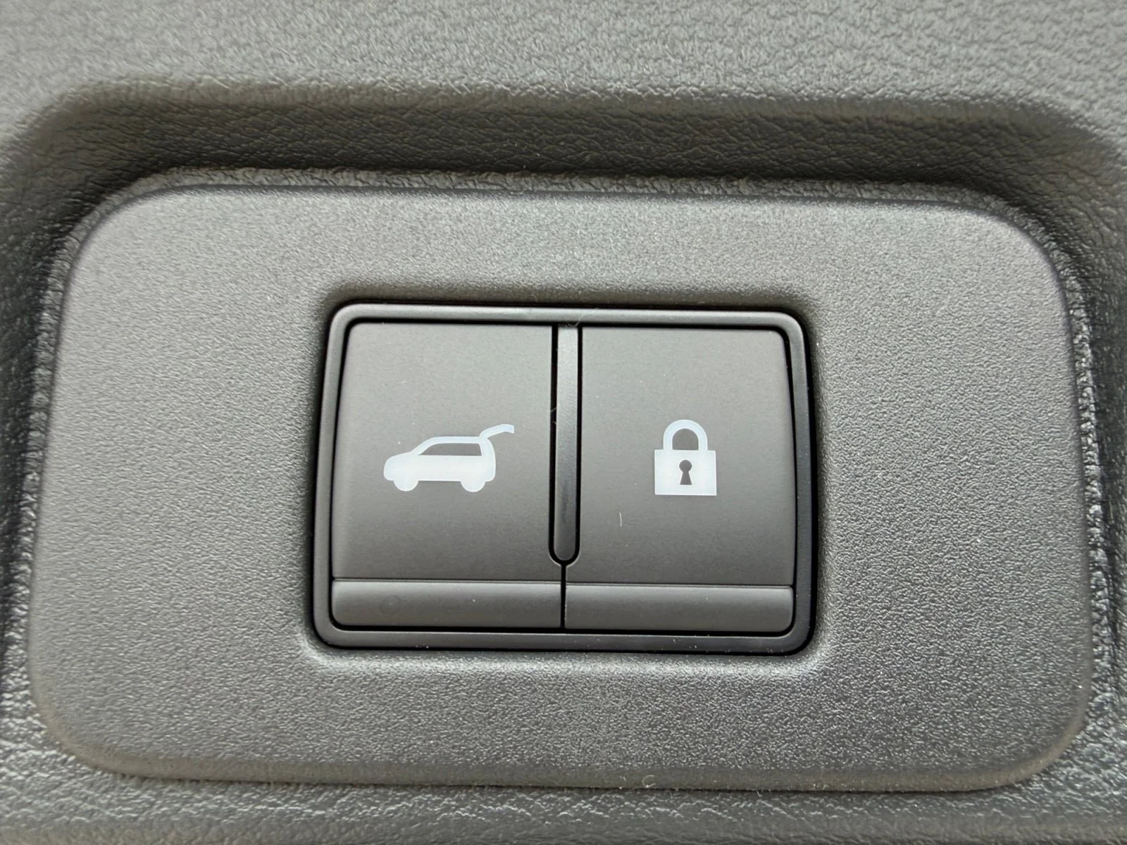 New 2026 Scarlet Ember Tintcoat Nissan Platinum image 34