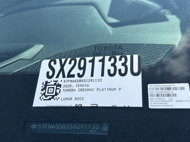 Certified Used 2025  Toyota Platinum image 32