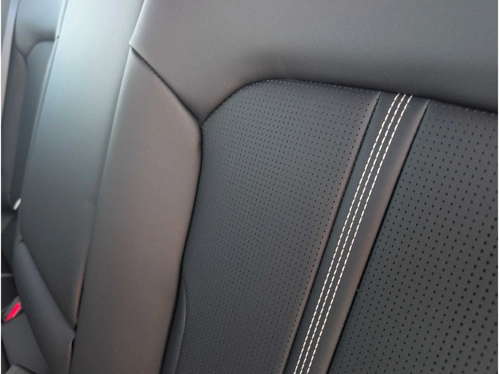 New 2026 Wolf Gray Kia GT-Line FWD image 28