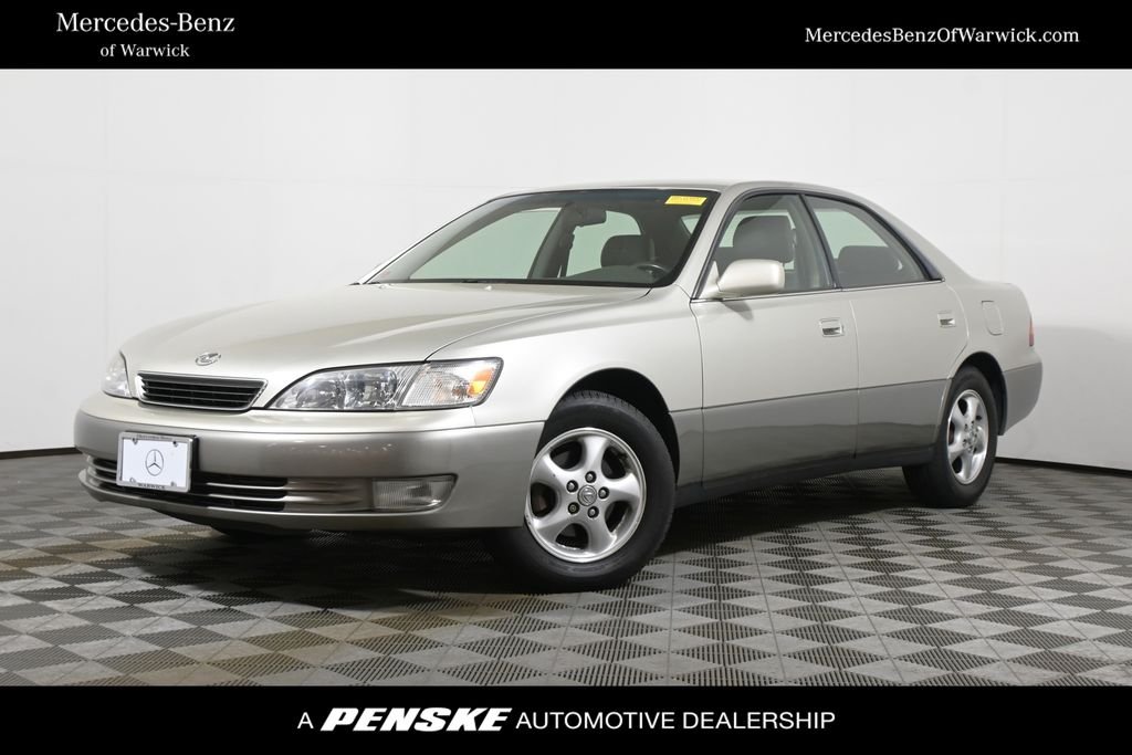 1998 Lexus ES 350 300's photo