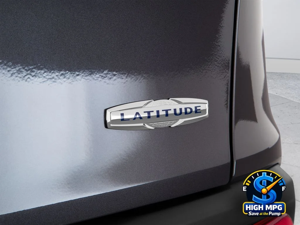 Used 2016 Black Jeep Latitude image 58
