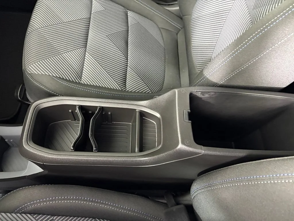 New 2027 Sterling Grey Metallic Chevrolet LT image 34