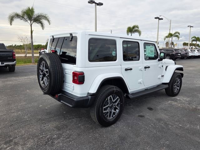 New 2026 Bright White Clear-Coat Exterior Paint Jeep Sahara image 11