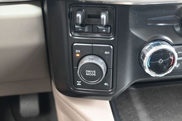 New 2026 Star White Metallic Tri-Coat Ford F-250® Platinum® image 86