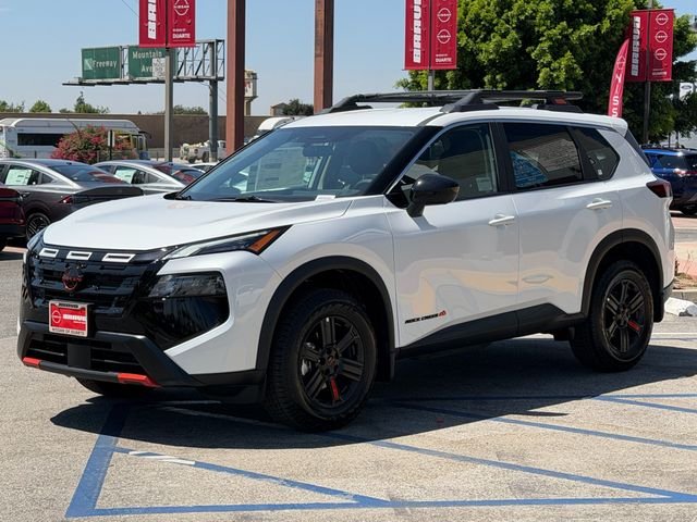 New 2026 Everest White Pearl TriCoat Nissan Rock Creek® image 3