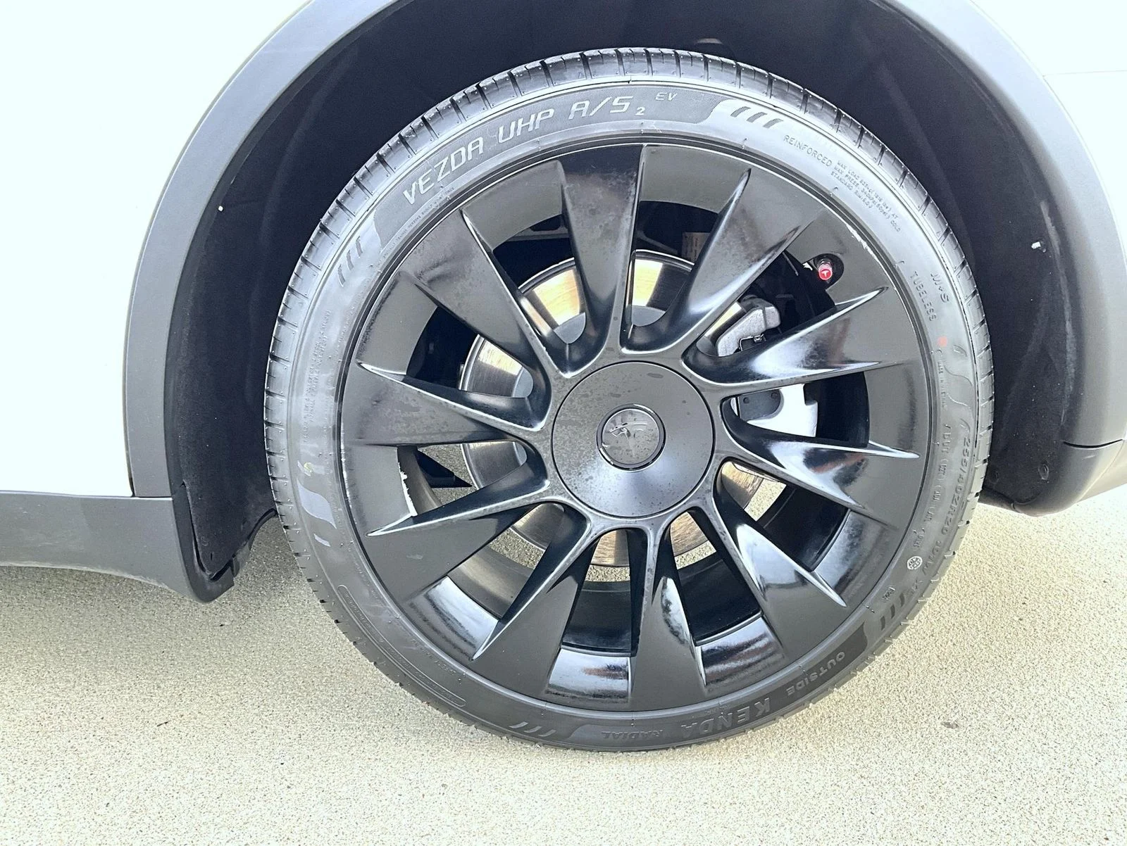 Used 2021 White Tesla Long Range image 25