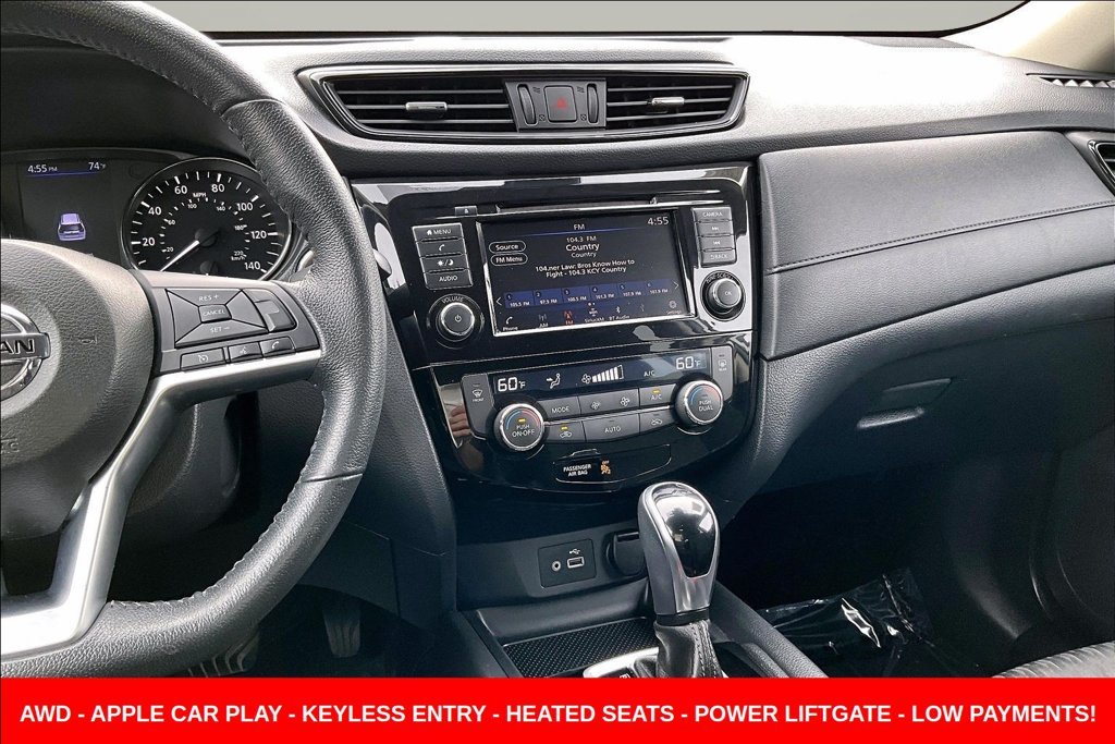Used 2019 White Nissan SV image 9