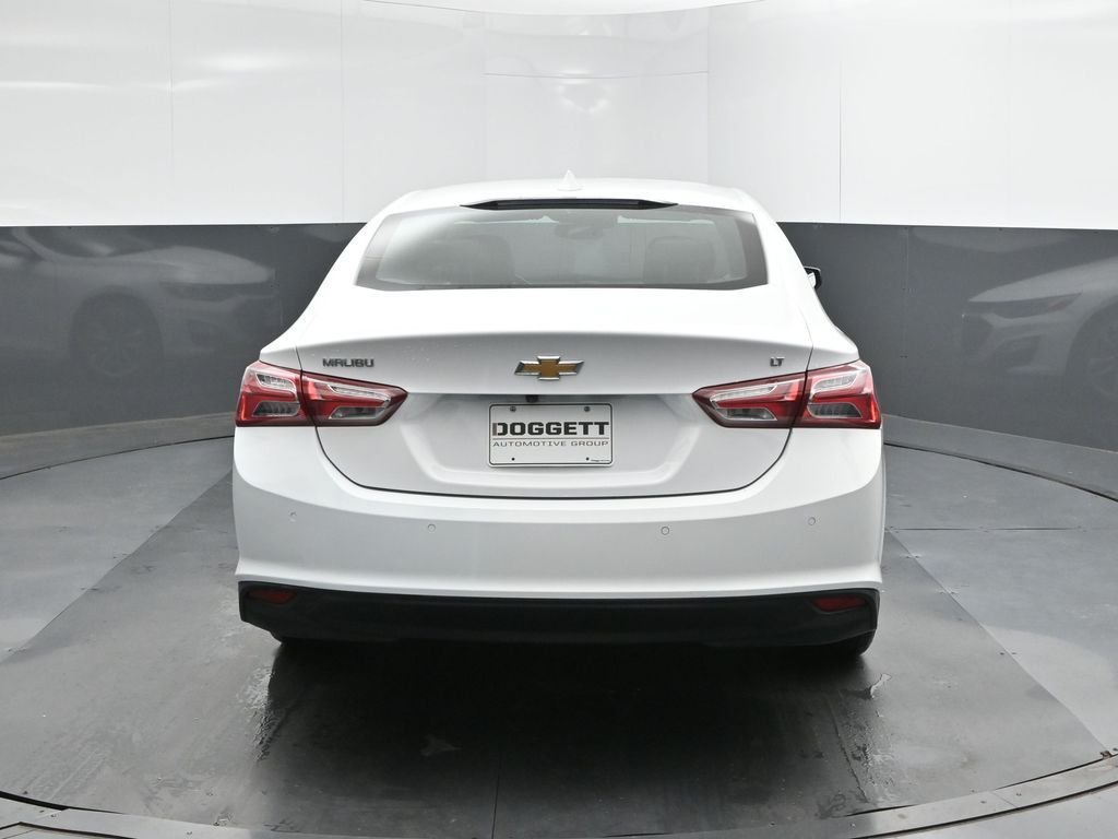 Used 2024 White Chevrolet LT image 5